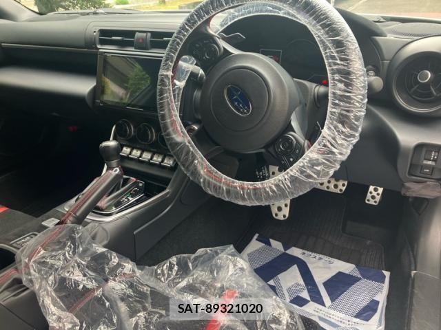 Subaru BRZ 2021-10 8626058-10