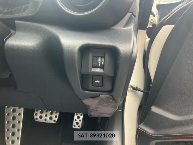 Subaru BRZ 2021-10 8626058-11