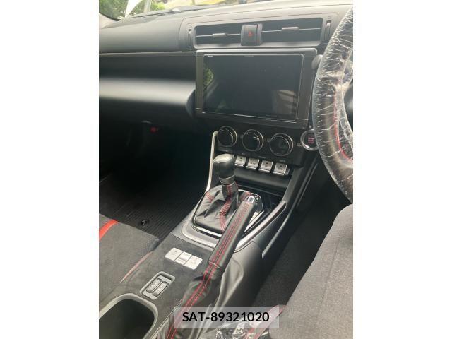 Subaru BRZ 2021-10 8626058-12