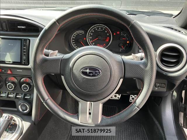 Subaru BRZ 2013-02 8626059-1
