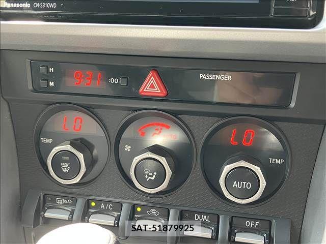 Subaru BRZ 2013-02 8626059-8