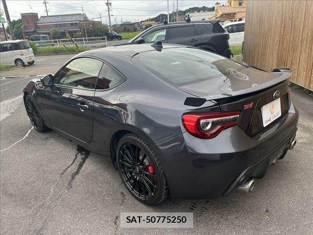 Subaru BRZ 2018-04 8658283-14