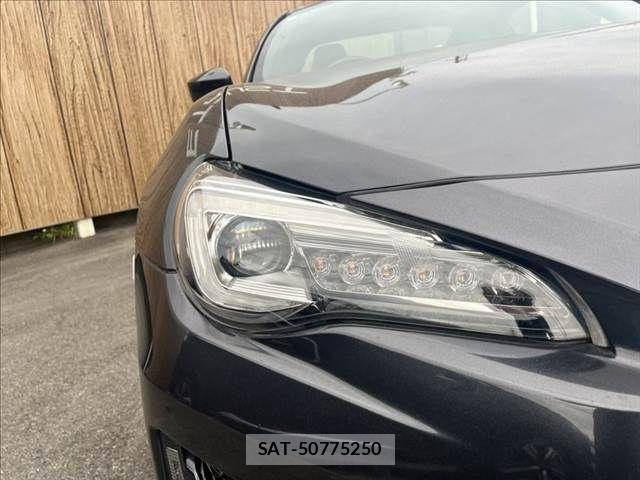 Subaru BRZ 2018-04 8658283-17