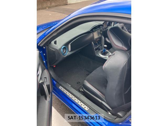 Subaru BRZ 2014-04 8658291-10