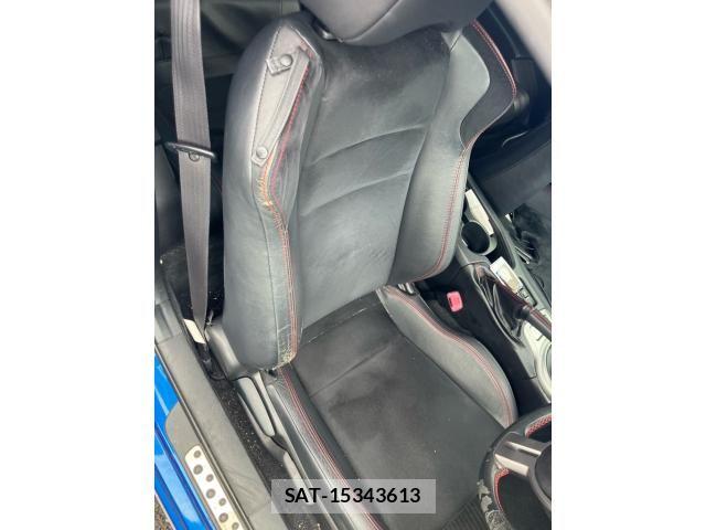 Subaru BRZ 2014-04 8658291-14