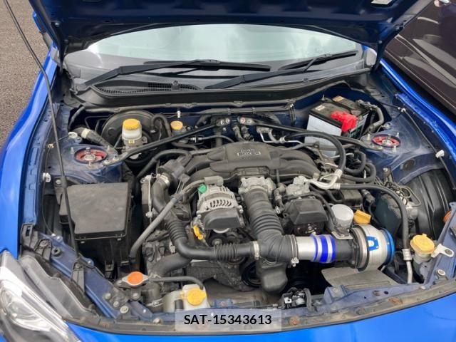 Subaru BRZ 2014-04 8658291-16