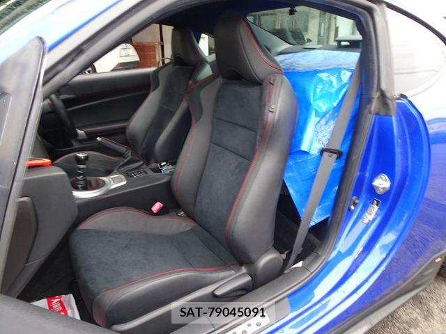 Subaru BRZ 2016-06 8658289-18