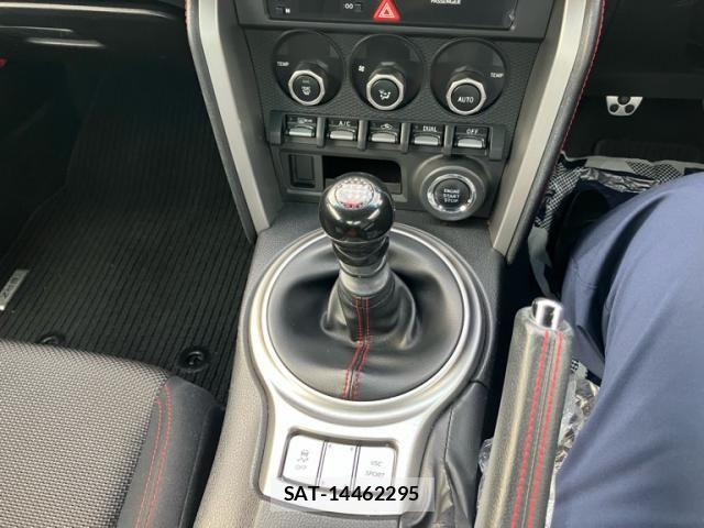Subaru BRZ 2012-07 8741016-17