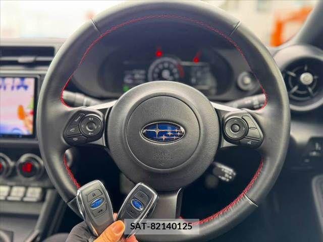 Subaru BRZ 2022-12 8828129-4