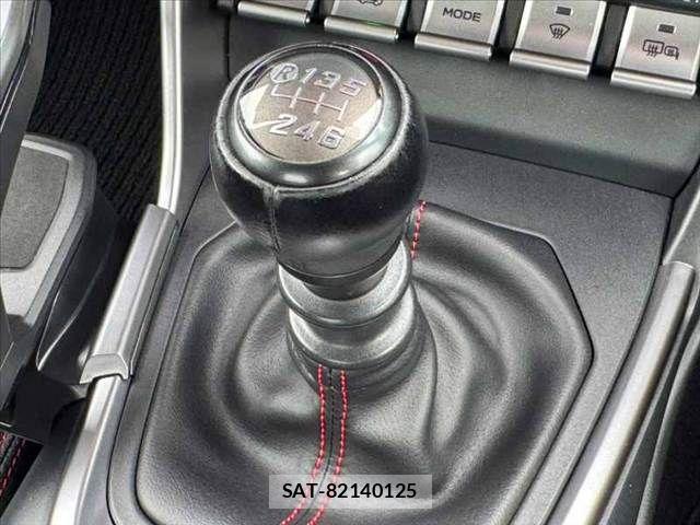 Subaru BRZ 2022-12 8828129-5