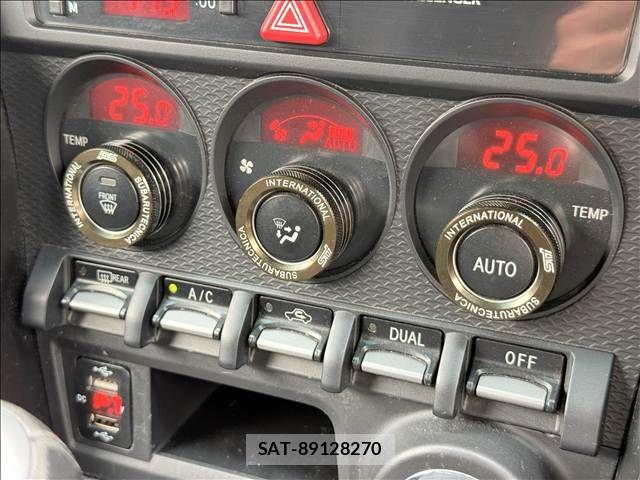 Subaru BRZ 2012-12 8828130-12