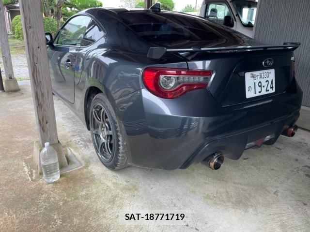 Subaru BRZ 2016-11 8848386-4