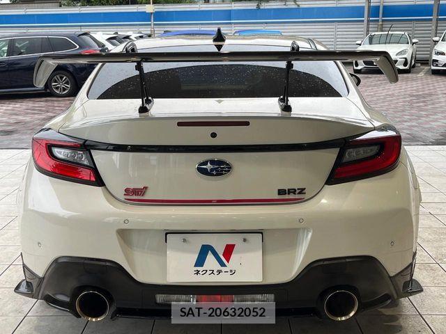 Subaru BRZ 2023-11 8848385-16