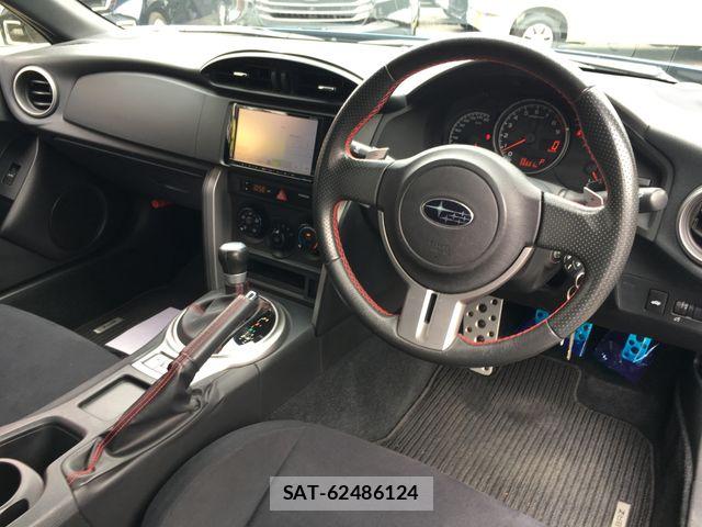 Subaru BRZ 2012-03 8878952-9