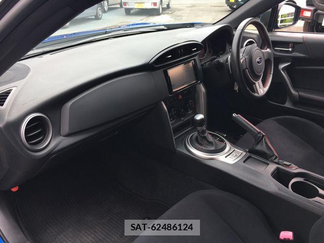 Subaru BRZ 2012-03 8878952-14