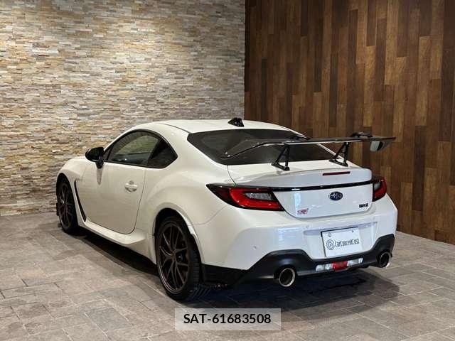 Subaru BRZ 2026-05 8878948-8