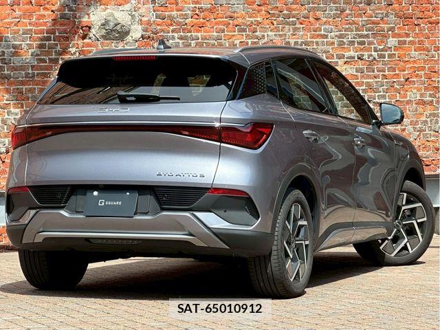 BYD ATTO3 2025-03 7215663-2