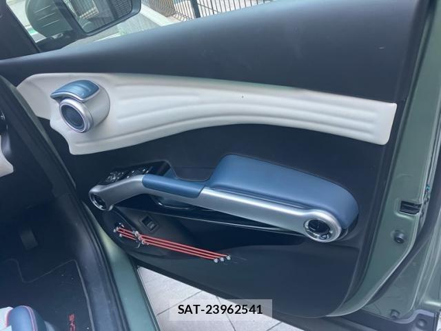 BYD ATTO3 2023-11 8523854-12
