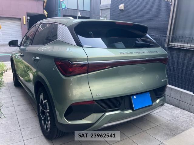 BYD ATTO3 2023-11 8523854-6