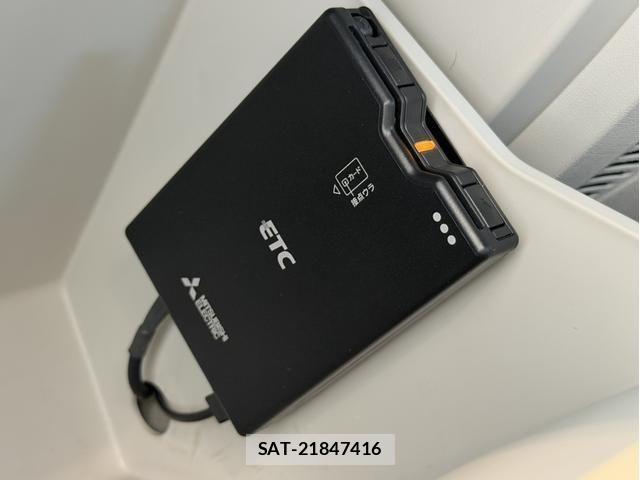 BYD Dolphin 2024-12 8665896-9