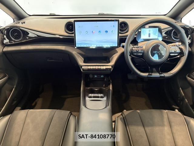 BYD Dolphin 2024-12 8665897-2