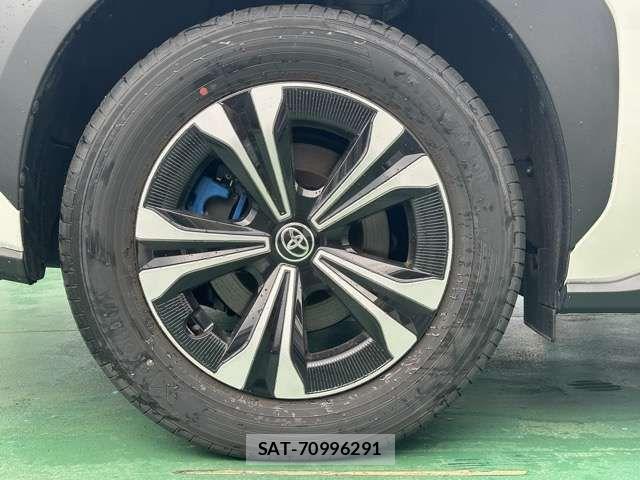Toyota bZ4X 2023-03 1471287-17