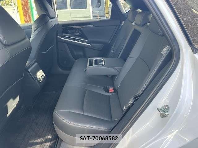Toyota bZ4X 2023-12 2345868-5