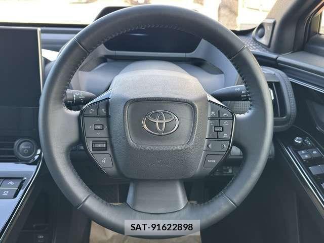 Toyota bZ4X 2023-02 2958930-7