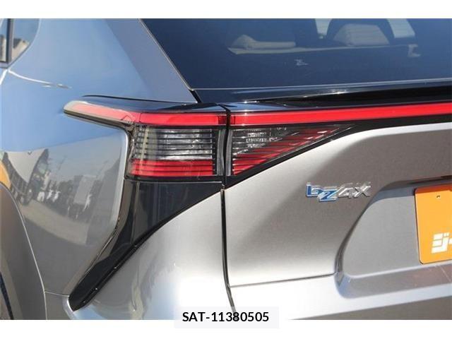 Toyota bZ4X 2022-01 3355958-18