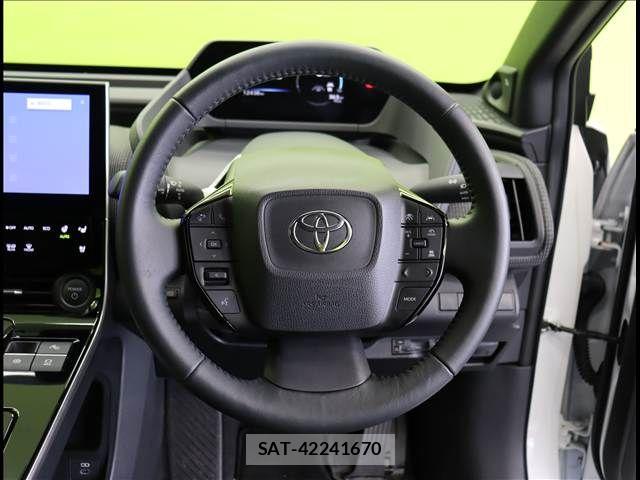 Toyota bZ4X 2023-12 6212234-14
