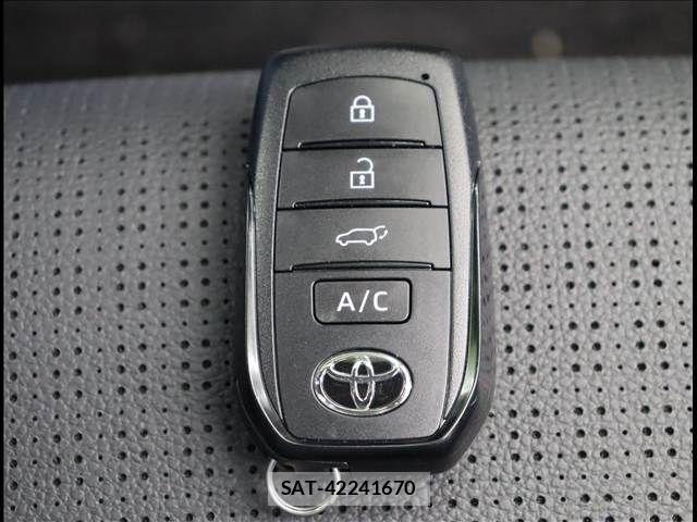 Toyota bZ4X 2023-12 6212234-19