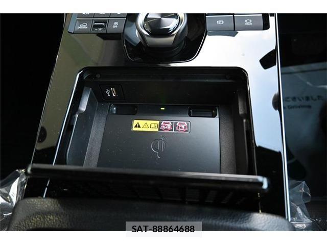Toyota bZ4X 2024-01 6670668-12