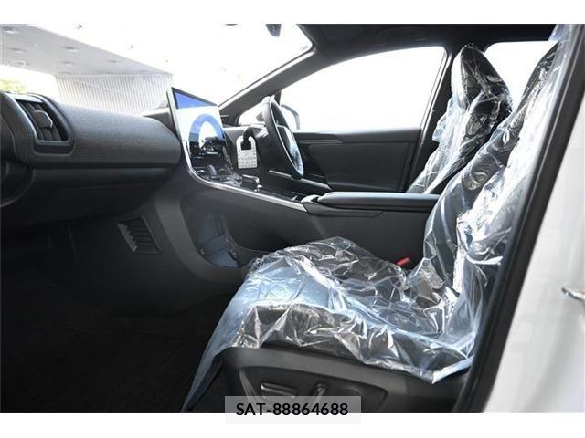 Toyota bZ4X 2024-01 6670668-15