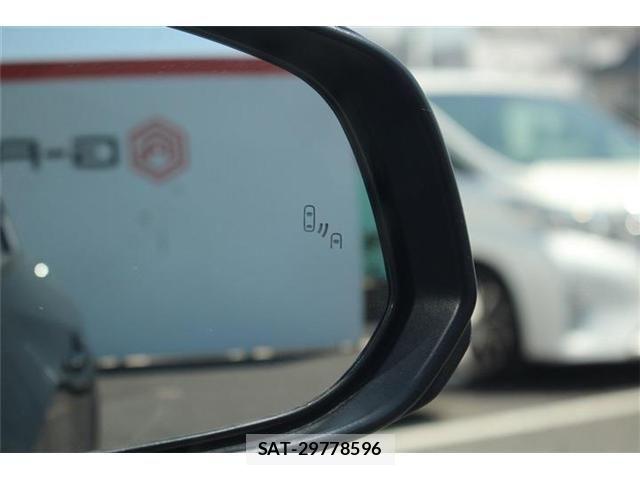 Toyota bZ4X 2023-08 6991242-18
