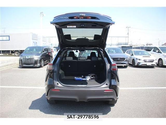 Toyota bZ4X 2023-08 6991242-29