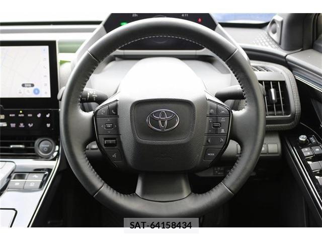 Toyota bZ4X 2022-11 7326081-18