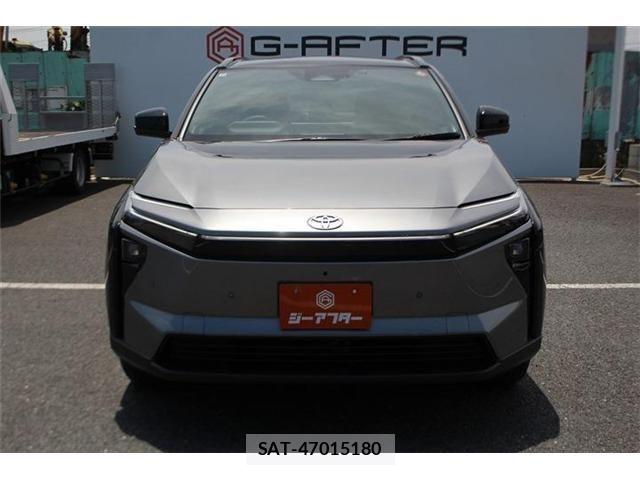 Toyota bZ4X 2025-11 7499787-10