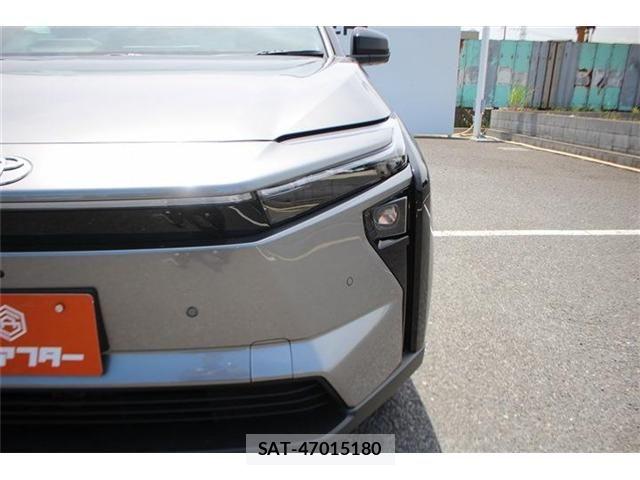 Toyota bZ4X 2025-11 7499787-25