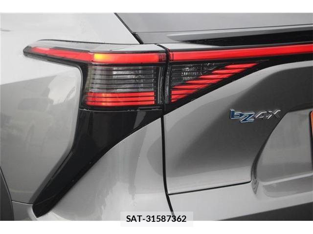 Toyota bZ4X 2023-01 7561907-26