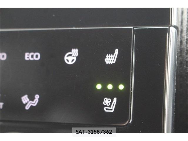Toyota bZ4X 2023-01 7561907-3