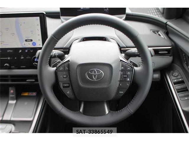 Toyota bZ4X 2025-10 7783181-18