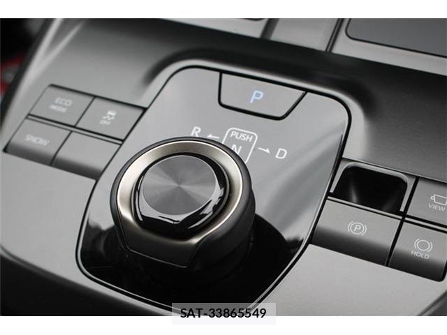 Toyota bZ4X 2025-10 7783181-21