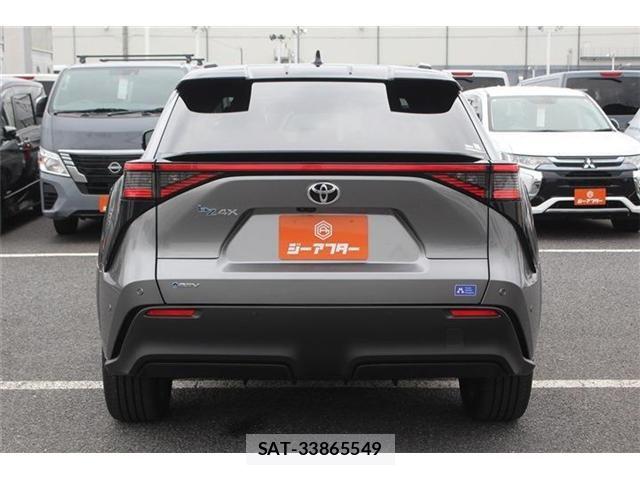 Toyota bZ4X 2025-10 7783181-3