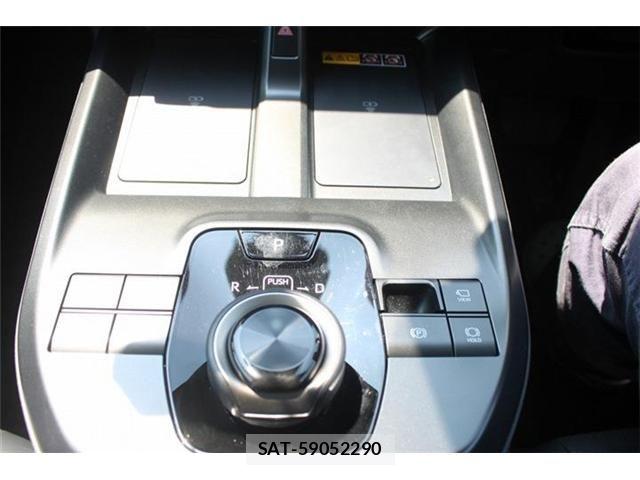 Toyota bZ4X 2025-11 7978695-5