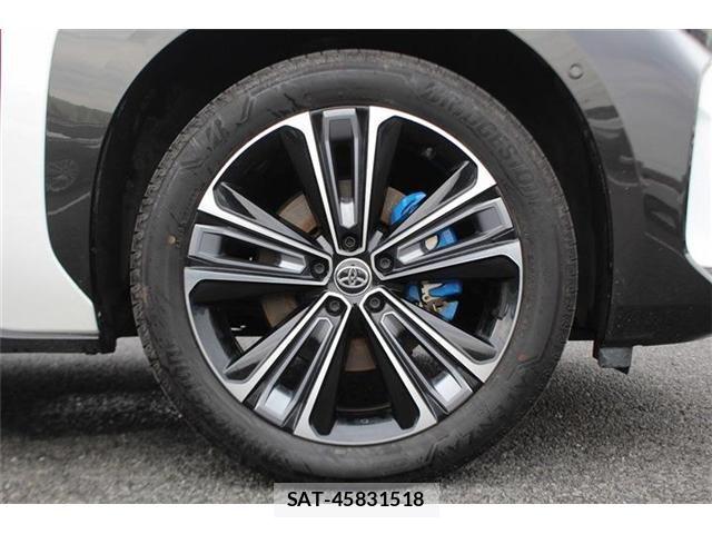 Toyota bZ4X 2024-03 8034690-11