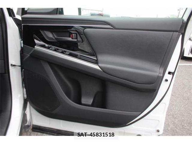 Toyota bZ4X 2024-03 8034690-17
