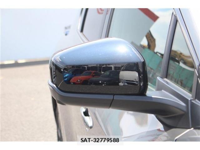 Toyota bZ4X 2025-10 8206724-15