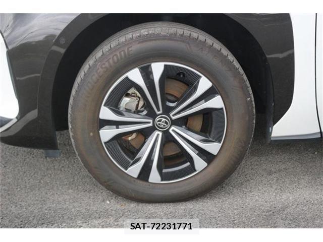 Toyota bZ4X 2024-06 8561345-17