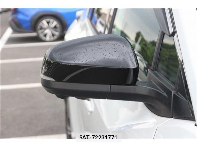 Toyota bZ4X 2024-06 8561345-20
