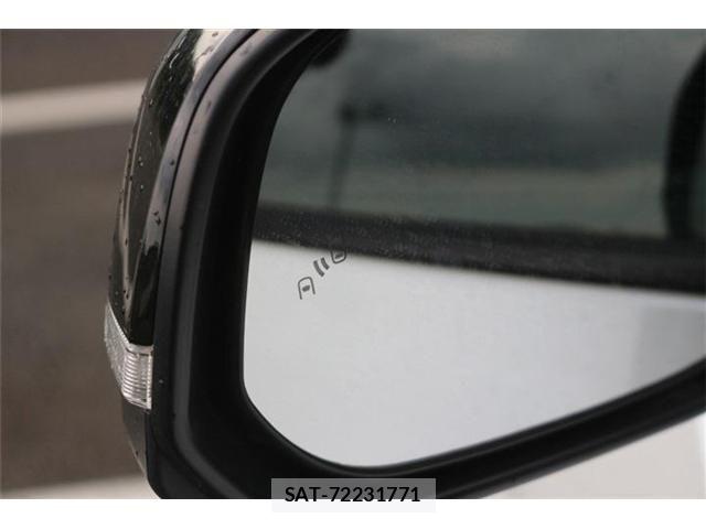 Toyota bZ4X 2024-06 8561345-22